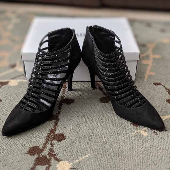 Caparros Strappy Heels - Picture 2 of 2